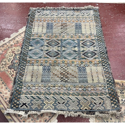 462 - Vintage geometric design rug, possibly Turkish - Size 230cm x 155cm