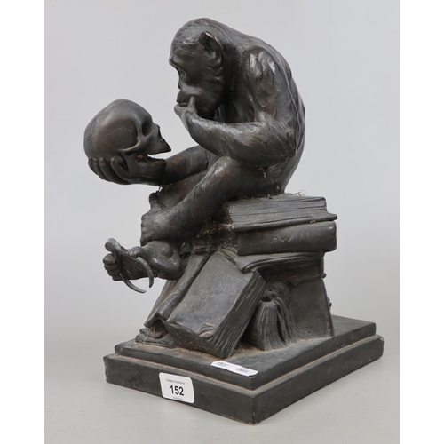 152 - Philosophizing thinking monkey holding human skull statue - Approx H: 32cm