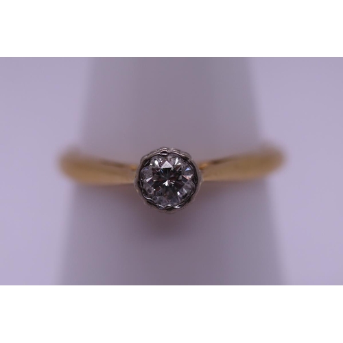 22 - 18ct gold diamond solitaire ring - Size O