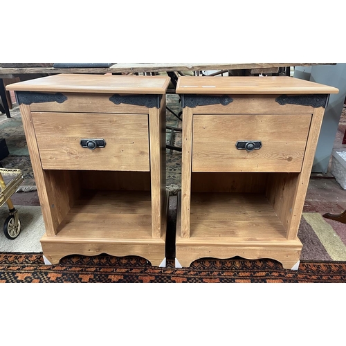 282 - Pair of bedside tables