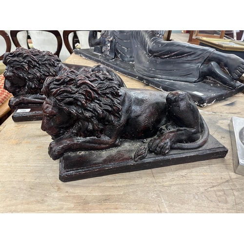 290 - Pair of recumbent lion figures - Approx L: 40cm