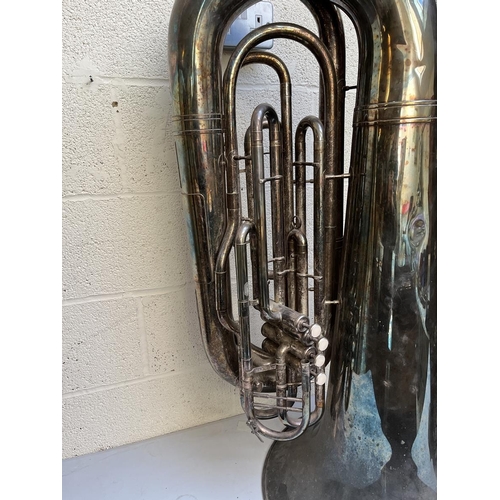 421 - Tuba in case