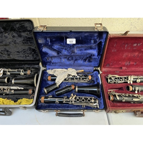 423 - 3 clarinets in original cases