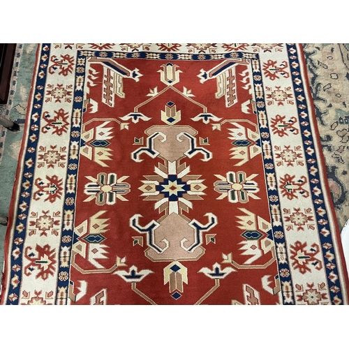 465 - Vintage Turkish 'Milas' rug - Size 165cm x 128cm