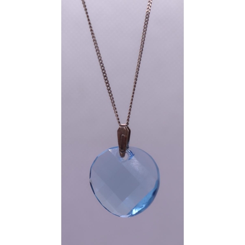 70 - Silver necklace with topaz pendent