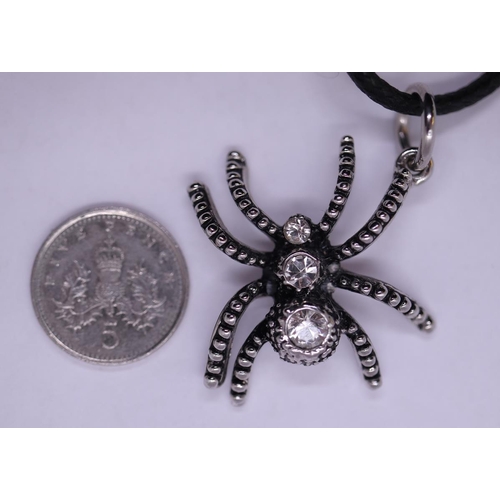 95 - Silver spider necklace