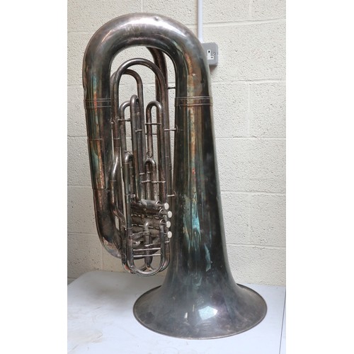 421 - Tuba in case