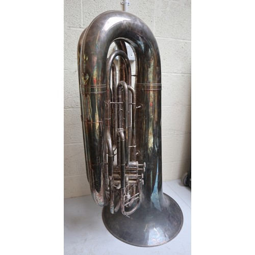 421 - Tuba in case