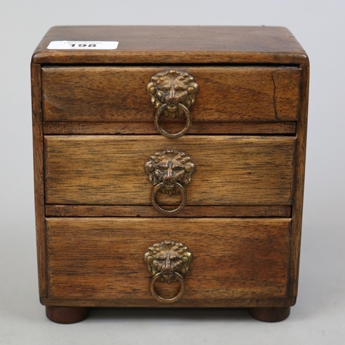 198 - Small chest of 3 drawers - Approx W: 15cm D: 9cm H: 17cm