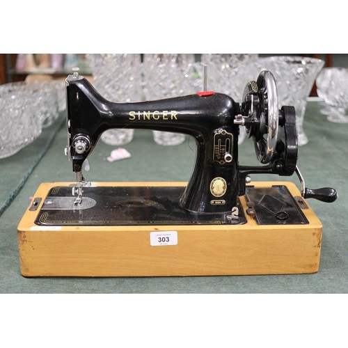 303 - Singer sewing machine 99K