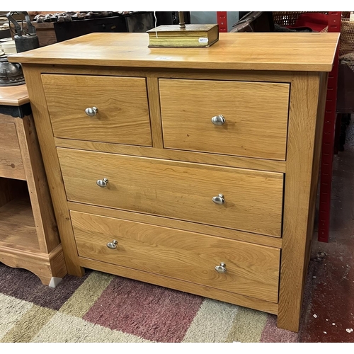 319 - Oak chest of 2 over 2 drawers