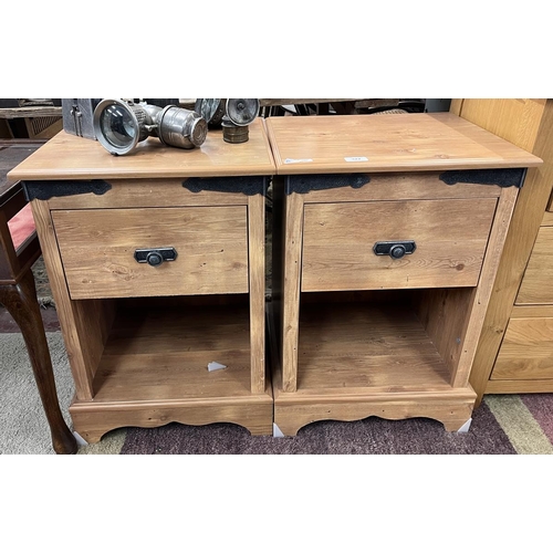 322 - Pair of bedside tables