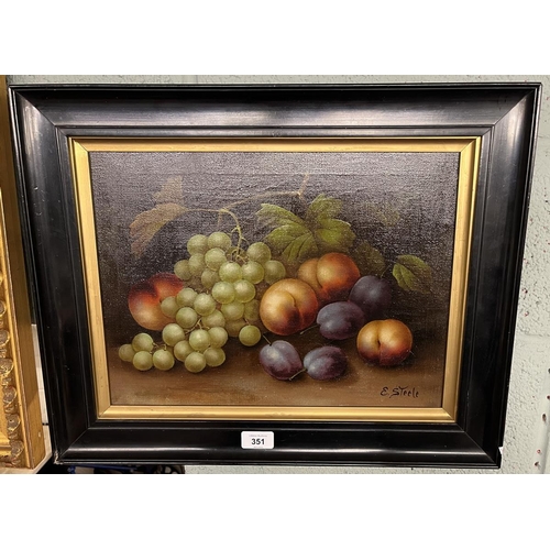 351 - Oil on canvas - Still life by Edwin Steele - Approx IS: 39cm x 29cm