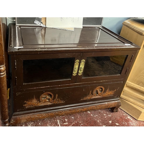 475 - Carved Chinese glass fronted unit with drawer - Approx W: 78cm D: 47cm H: 59cm