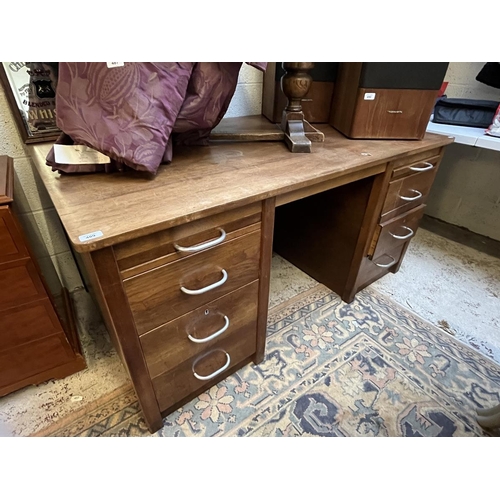 489 - Mid century teak desk - Approx W: 153cm D: 92cm H: 74cm