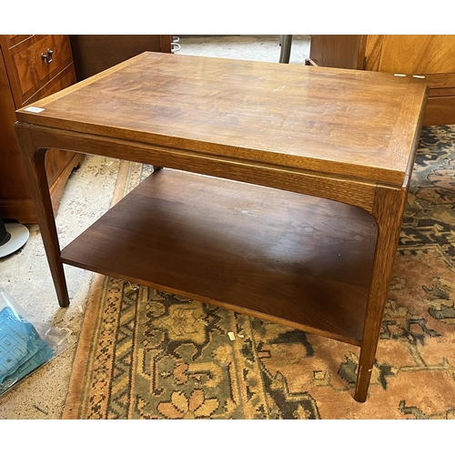 516 - Mid century 2 tier coffee table - Approx W: 76cm D: 53cm H: 52cm