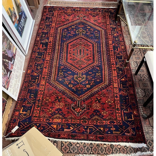 547 - Early 20thC Persian Hamadan rug - Approx 247cm x 141cm