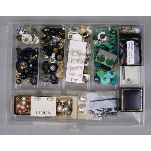 138 - Collection of costume jewelley in acrylic drawers to include silver