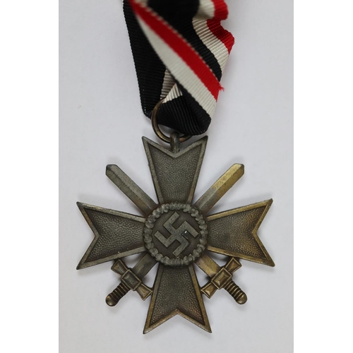 160 - WW2 Third Reich war medal 2nd class