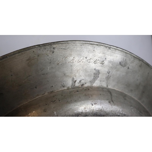 275 - 17thC triple reeded pewter charger - Approx diameter 52cm