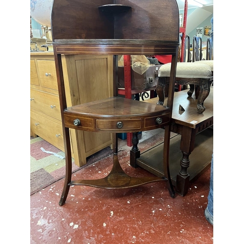 318 - Georgian corner wash stand