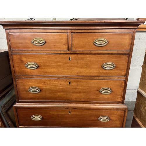 381 - Antique mahogany chest on chest - Approx W: 95cm D: 49cm H: 125cm