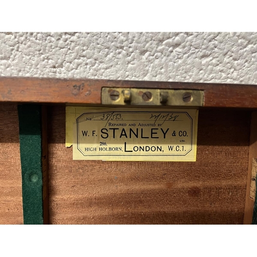 393 - Theodolite in original box marked W.F. Stanley & Co, London 38/553 1938 with original tripod