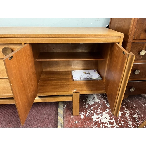 414 - Mid century teak sideboard by Greaves and Thomas - Approx W: 220cm D: 43cm H: 76cm