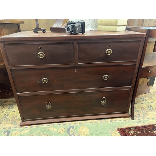 434 - Mahogany 2 over 2 chest of drawers - Approx W: 102cm D: 50cm H: 78cm