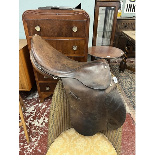 454 - Leather saddle