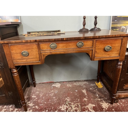 473 - Edwardian mahogany desk - Approx W: 107cm D: 52cm H: 77cm