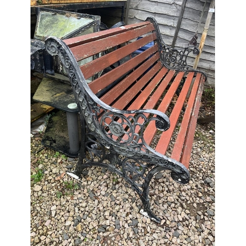 562 - Garden bench A/F