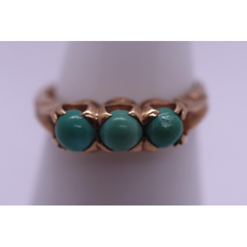 73 - Gold ring set with turquoise - Size J