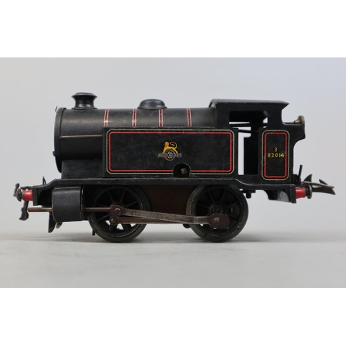 11 - 2 0 gauge Hornby clockwork model railway engines