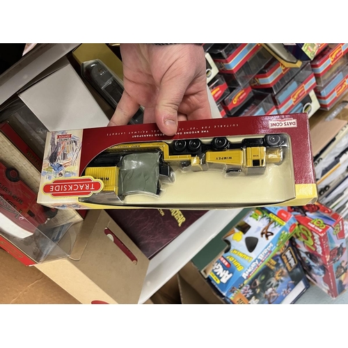 199 - Matchbox memorabilia to include boxed vehicles