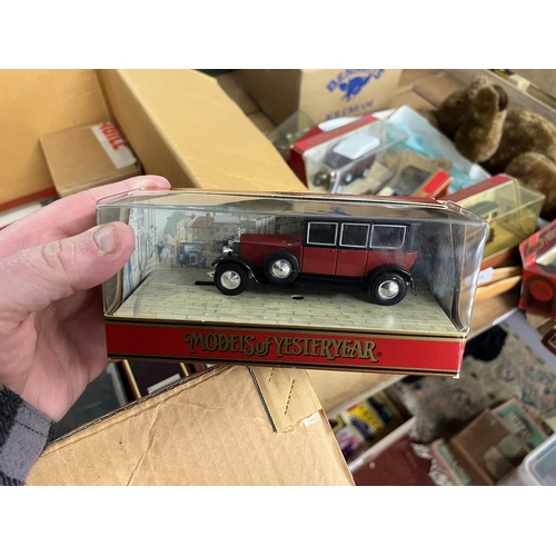 200 - Large collection of Matchbox 'Models of Yesteryear'