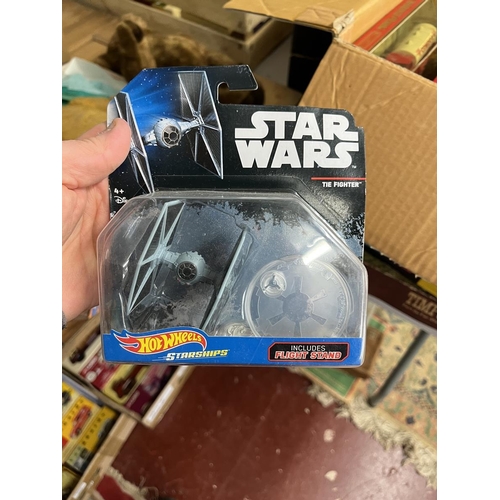 201 - Good collection of Star Wars Hot Wheels vehicles and ships in original boxes together with other Sta... 