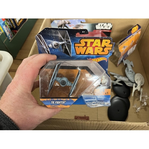 201 - Good collection of Star Wars Hot Wheels vehicles and ships in original boxes together with other Sta... 