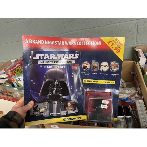 201 - Good collection of Star Wars Hot Wheels vehicles and ships in original boxes together with other Sta... 