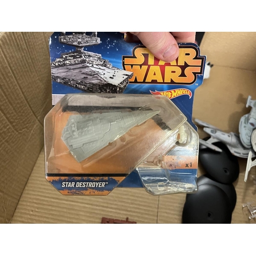 201 - Good collection of Star Wars Hot Wheels vehicles and ships in original boxes together with other Sta... 