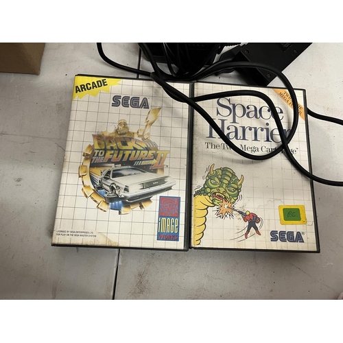 239 - Sega Master System 2 with games