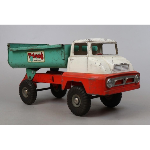 362 - Large vintage Triang tin plate tipper truck