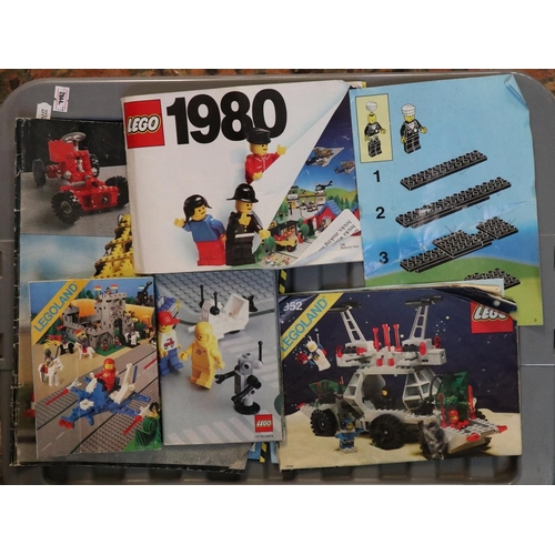 385 - Box of mixed Lego