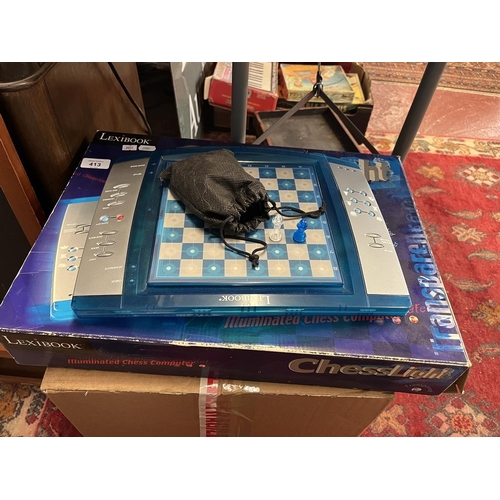 413 - Electronic chess set in working order