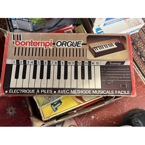 417 - Box of vintage games including Bontempi organ in original box