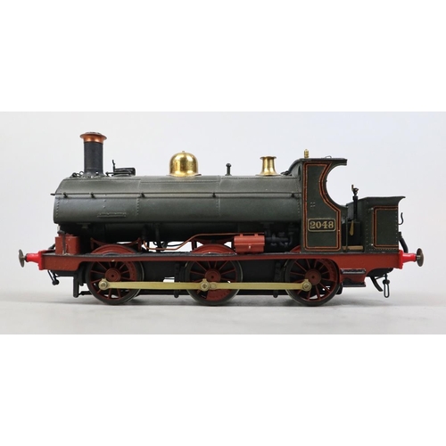 5 - 0 gauge 3 engines and 2 carriages plus collection of spares