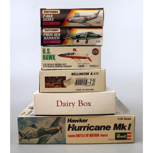 65 - Collection of boxed models to include Airfix & Revell