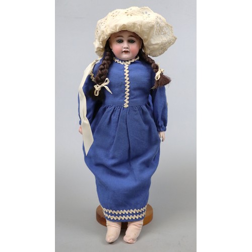 121 - Collection of antique & vintage dolls including 1 Victorian porcelain doll & novelty Stieff ... 