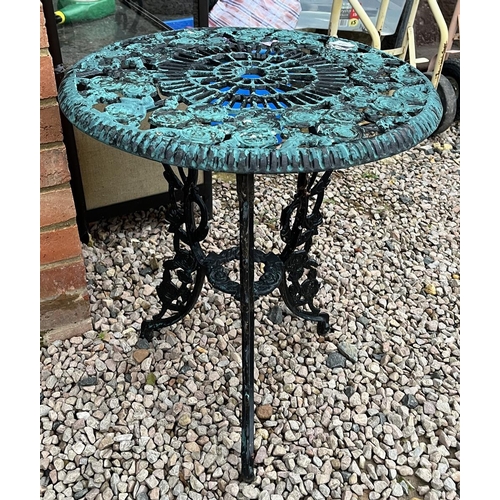 713 - Green metal bistro table