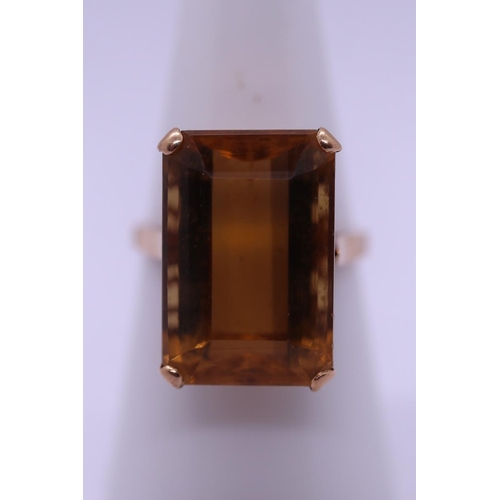 26 - 9ct gold smokey quartz set ring - Size N